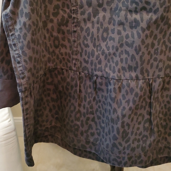 LOFT Large Petite Lightweight Leopard Fall Jacket - Picture 5 of 10